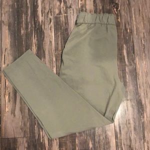 Lululemon Keep Moving Pant Grey Sage Size 6